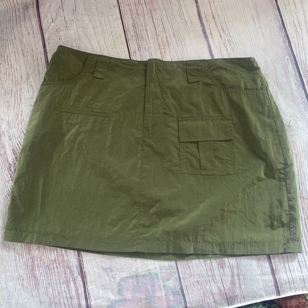 Princess Polly Olive Green Cargo Utility Mini Skirt Size 6 Y2K Gorpcore Nylon